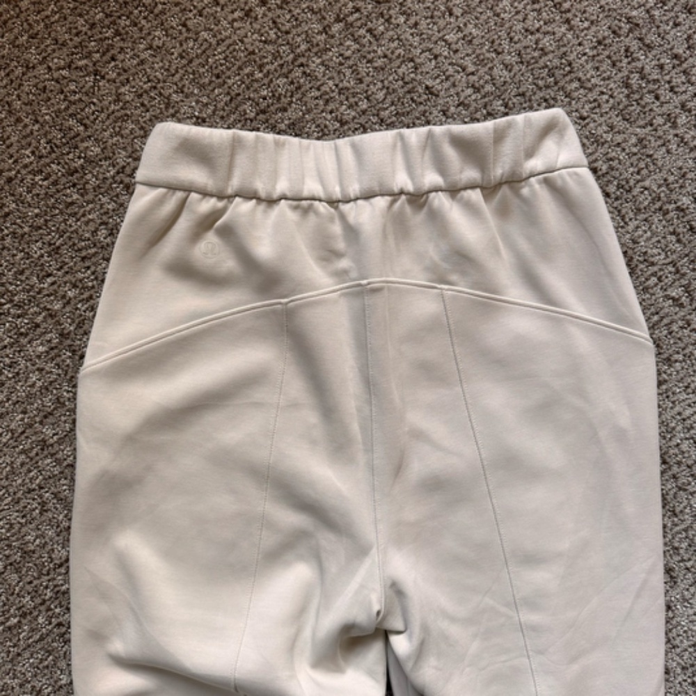 Lululemon Softstreme Relaxed High-Rise Pant - Picture 6 of 7